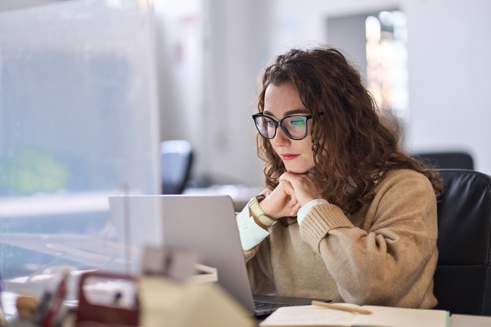 Employer of Record vs. Staffing Agency
