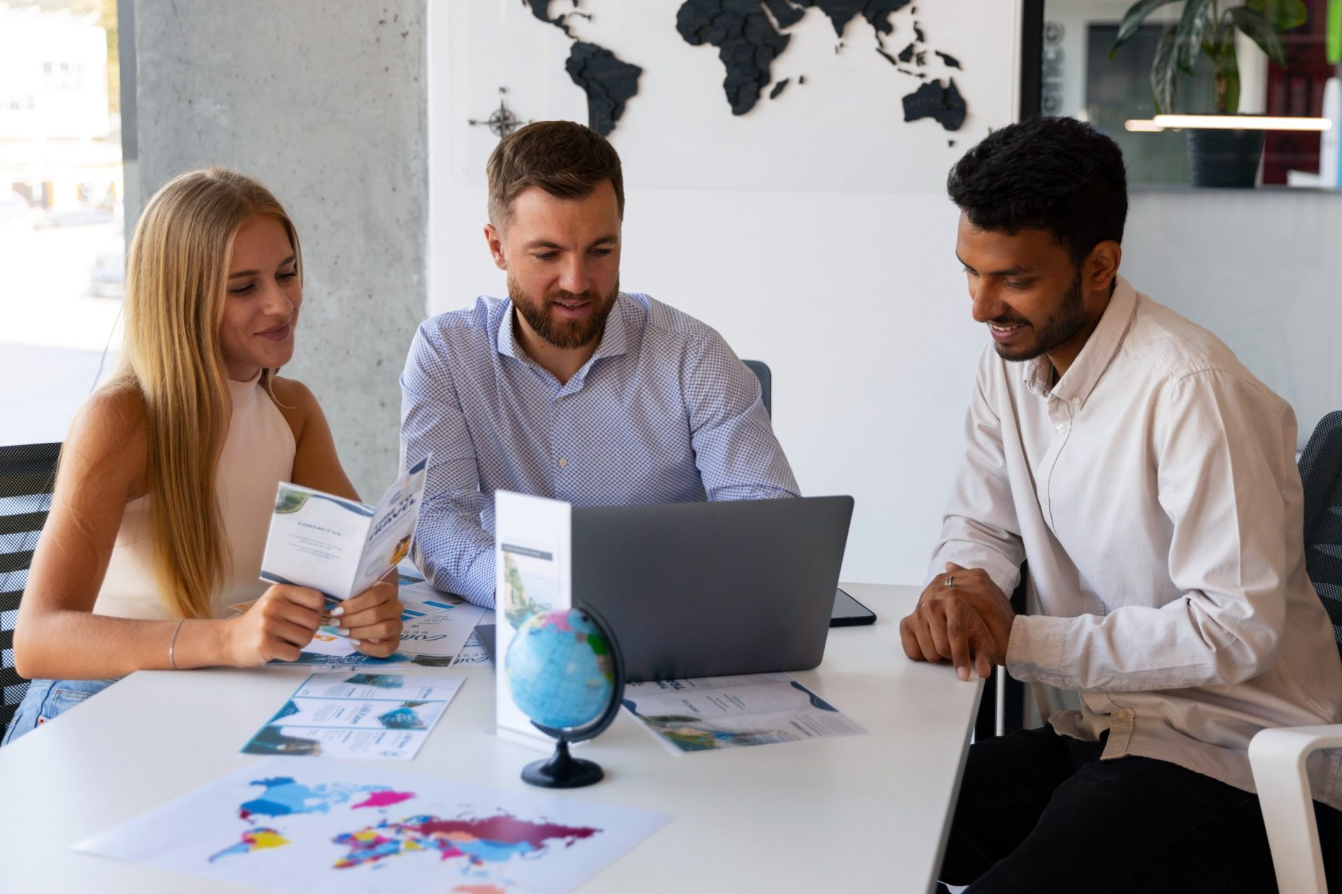 Find Jobs in the Middle East as a Foreigner 