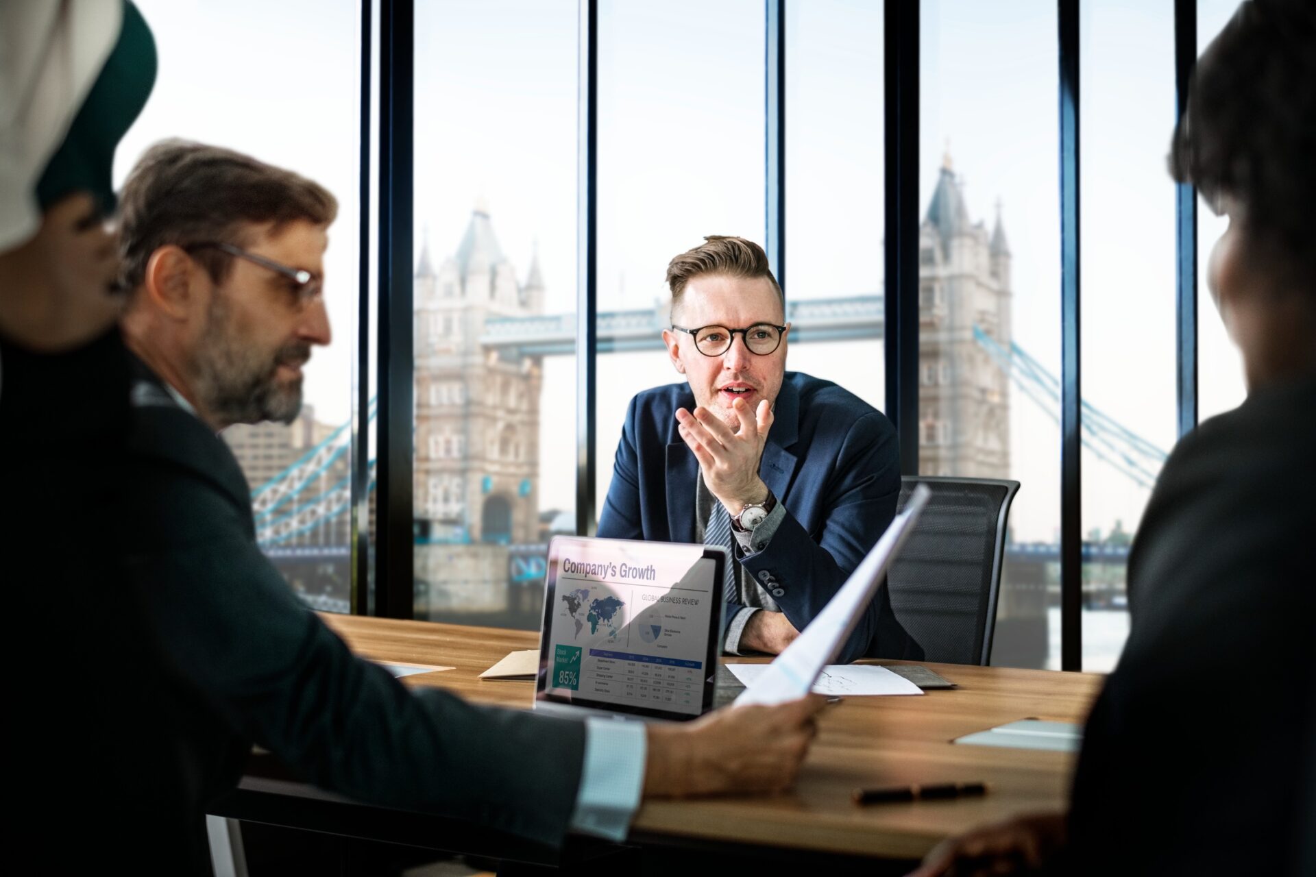 Challenges of Cross-Border Hiring in the UAE